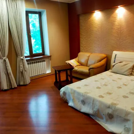 Garden Apartment